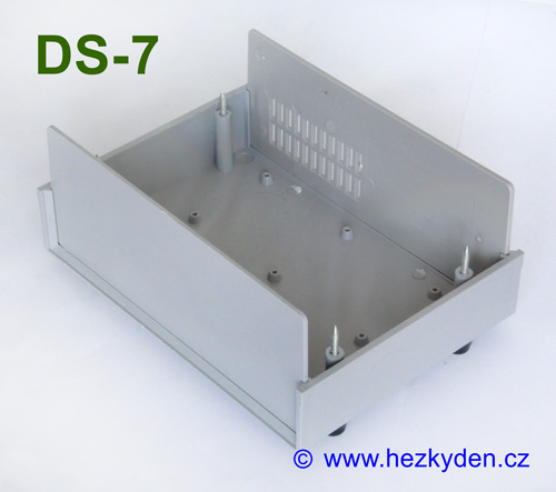 Plastová přístrojová krabička DS-7