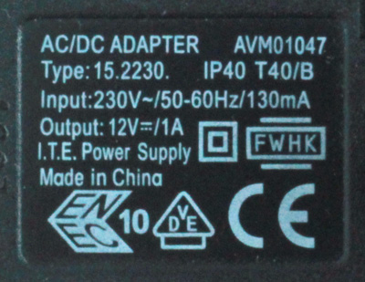 Spínaný zdroj adapter 12V 1A - štítek - varianta 1