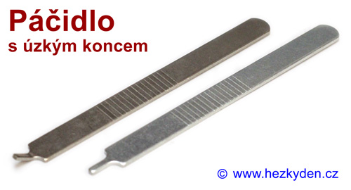 Kovové páčidlo s úzkým koncem